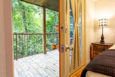 Lodge G Sasquatch Lodges Sleeps 13 Gatlinburg Εξωτερικό φωτογραφία